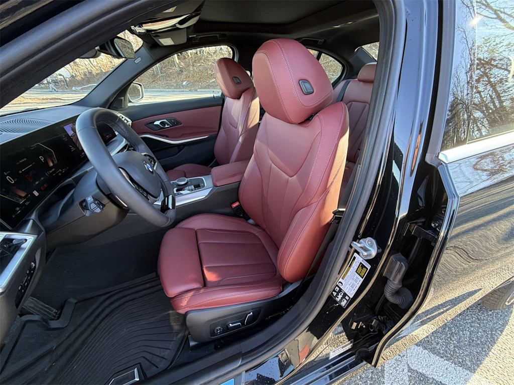 Thumbnail: 2025 BMW 3 Series - 11