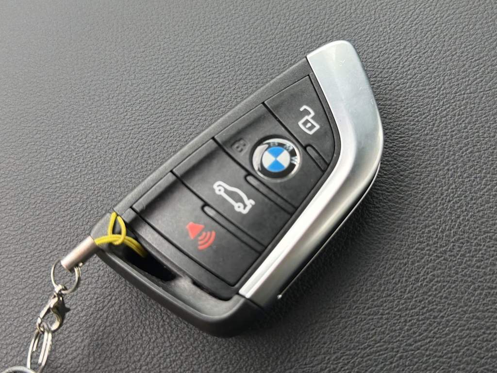 Thumbnail: 2025 BMW 3 Series - 19
