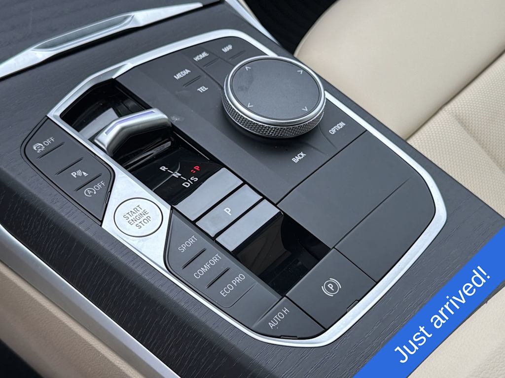 Thumbnail: 2025 BMW 3 Series - 16