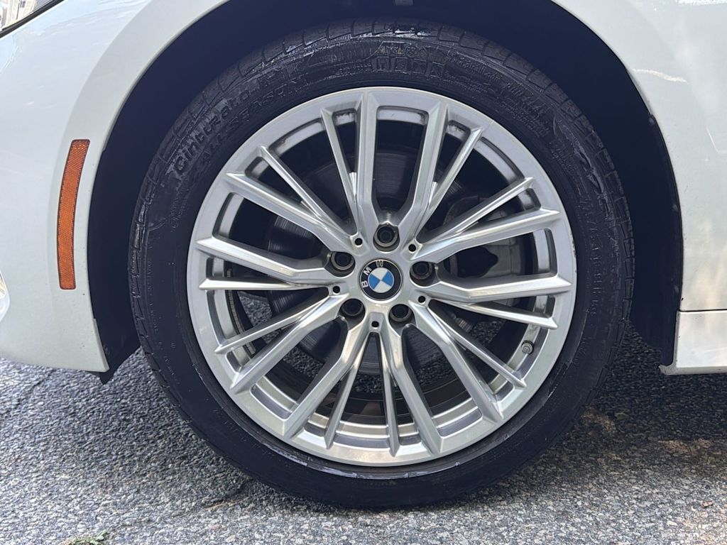 Thumbnail: 2023 BMW 3 Series - 8