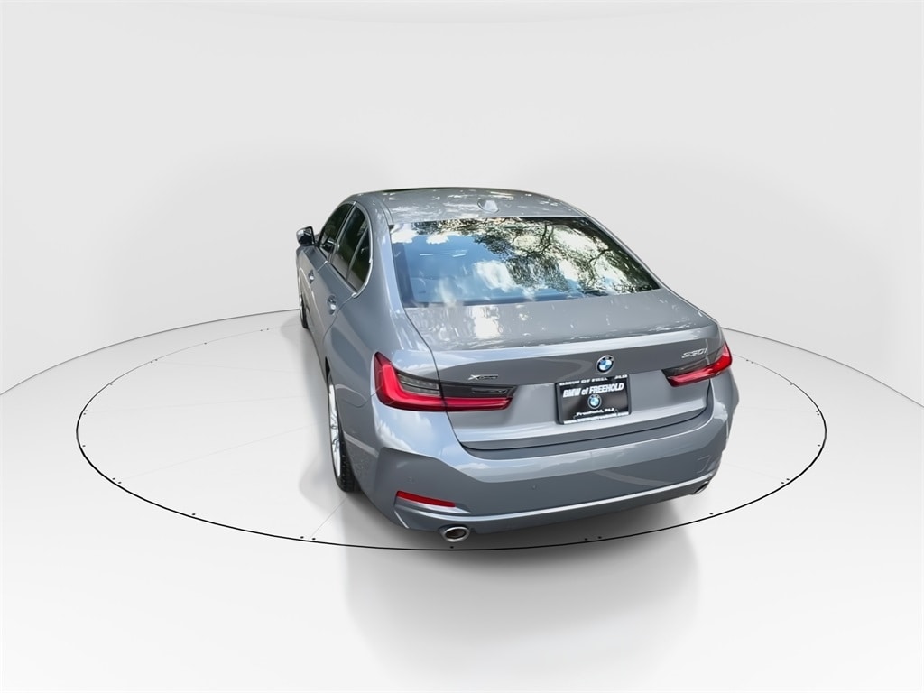 Thumbnail: 2024 BMW 3 Series - 7