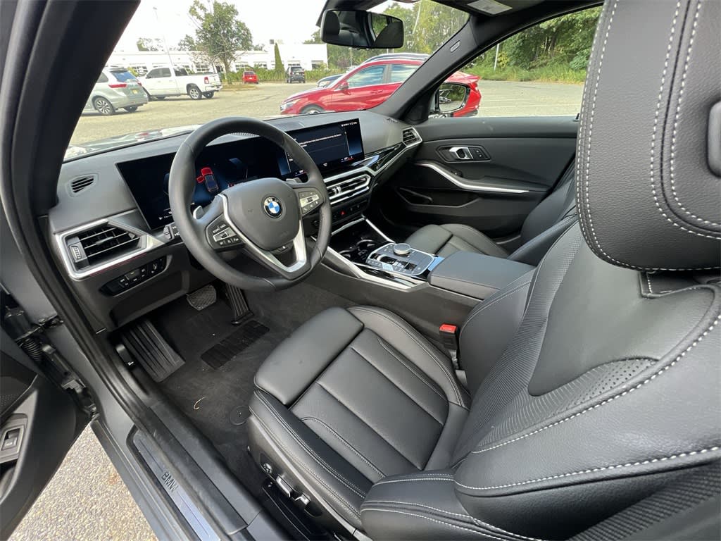 Thumbnail: 2024 BMW 3 Series - 2