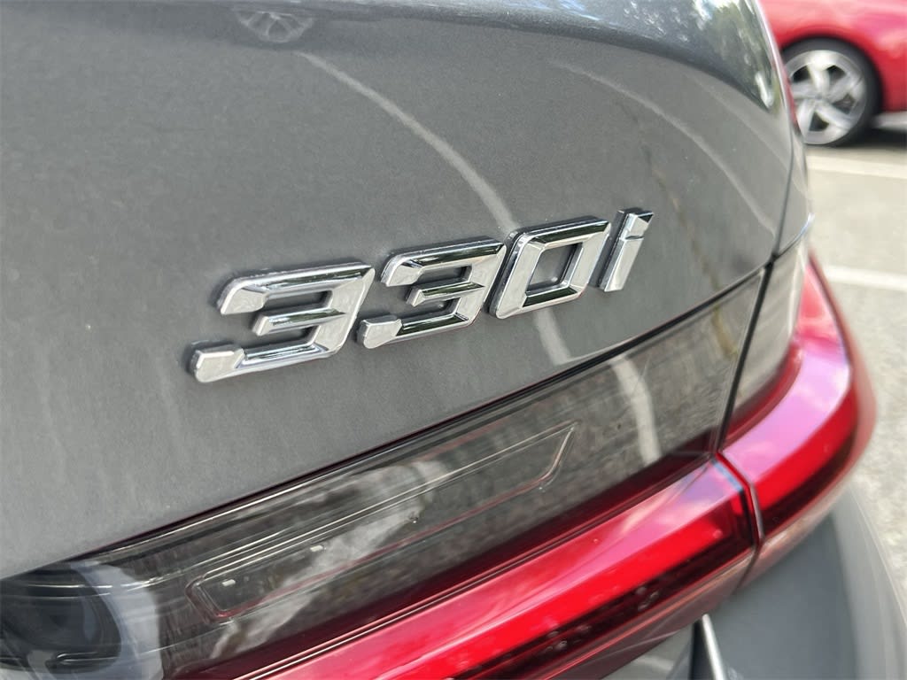 Thumbnail: 2024 BMW 3 Series - 28