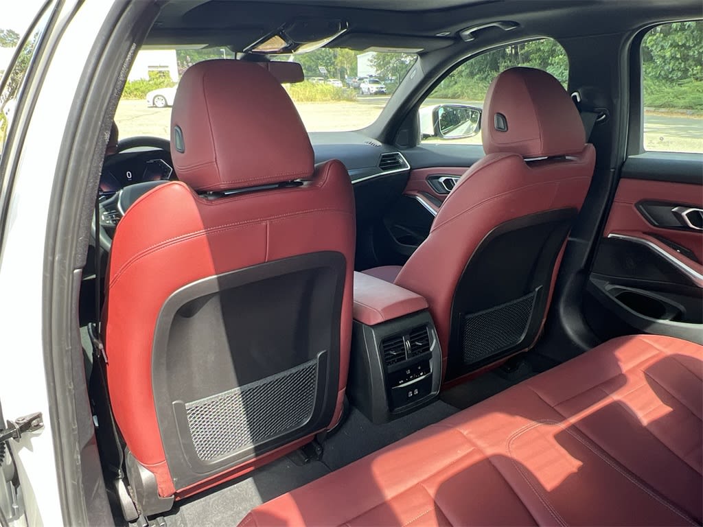 Thumbnail: 2023 BMW 3 Series - 13