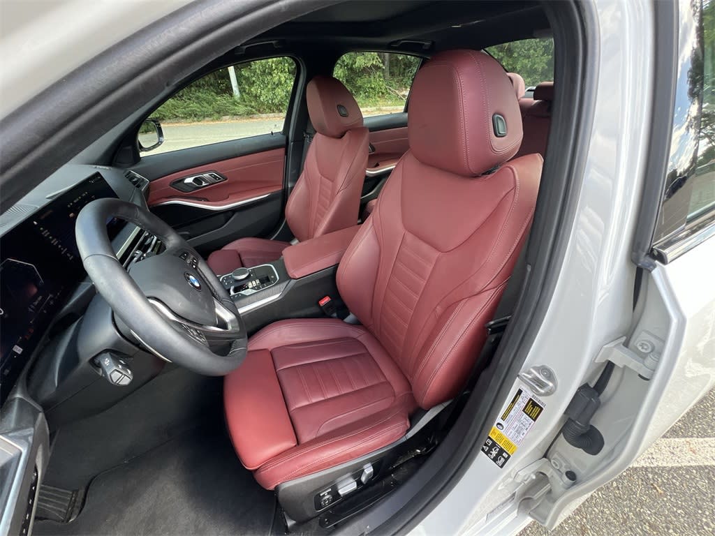 Thumbnail: 2023 BMW 3 Series - 12