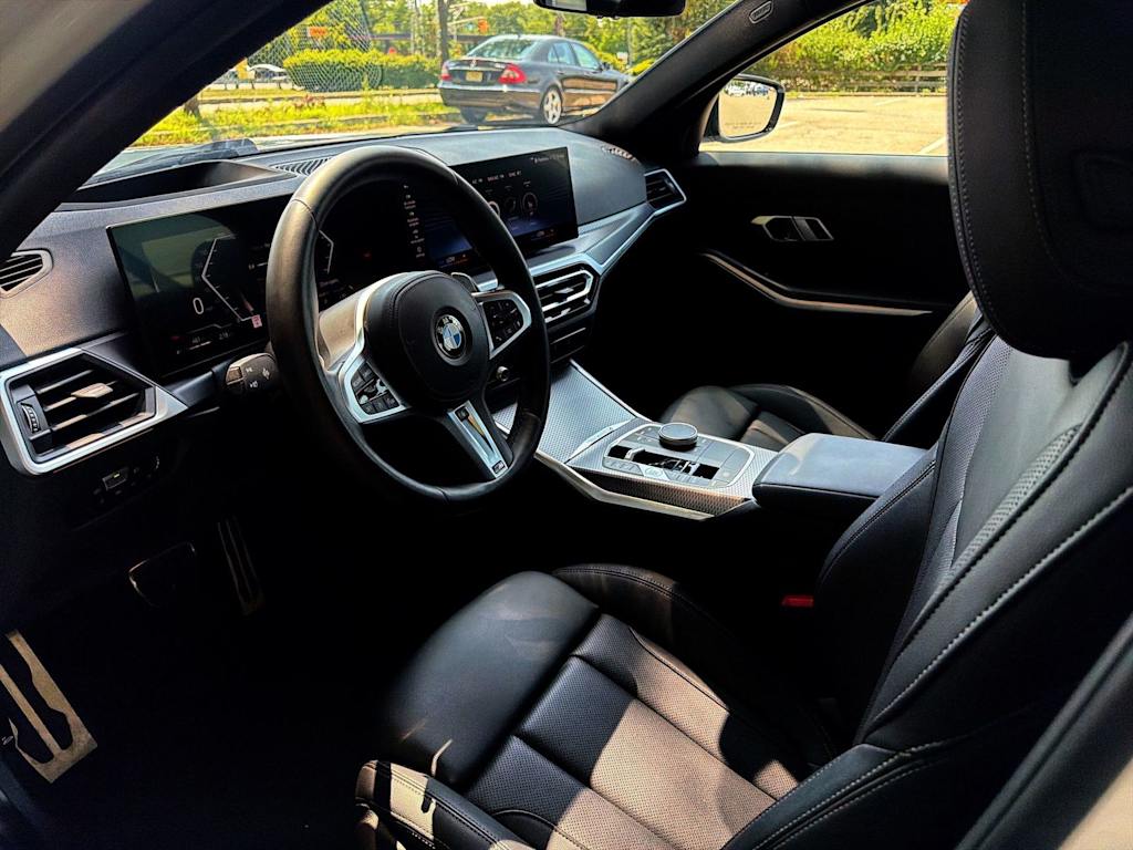Thumbnail: 2023 BMW 3 Series - 2