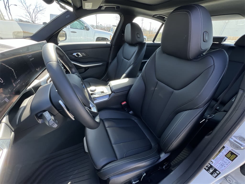 2024 BMW 3 Series 330xi 12