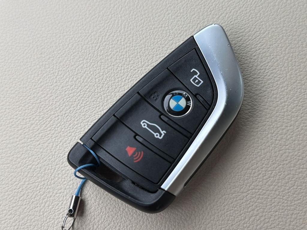 Thumbnail: 2023 BMW 3 Series - 19