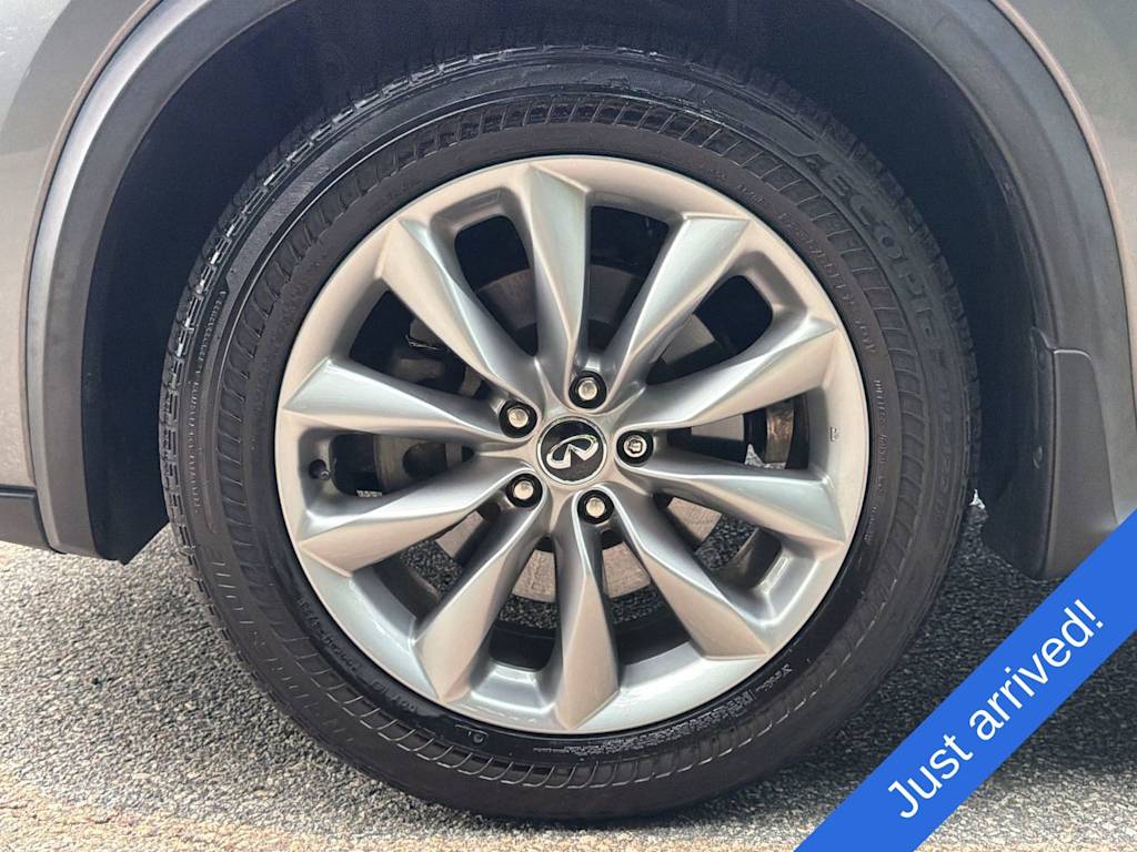 Thumbnail: 2019 INFINITI QX50 - 8
