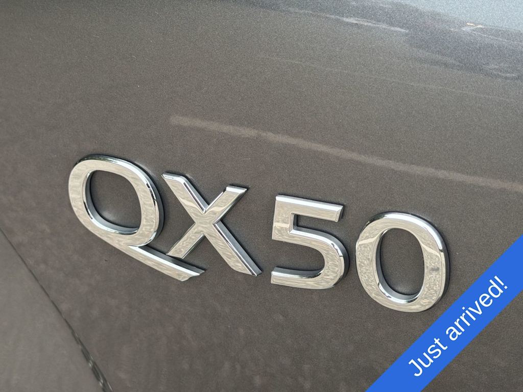 Thumbnail: 2019 INFINITI QX50 - 7