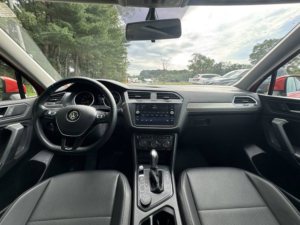 Thumbnail: 2019 Volkswagen Tiguan - 10