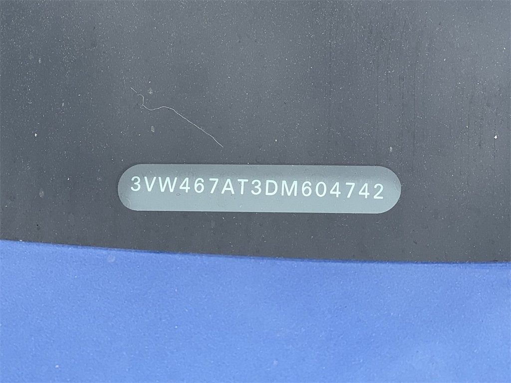 2013 Volkswagen Beetle Fender Edition 20
