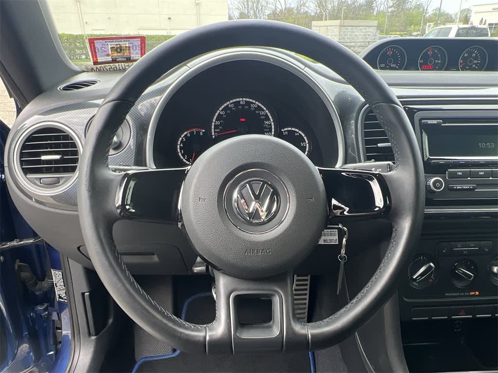 2013 Volkswagen Beetle Fender Edition 14