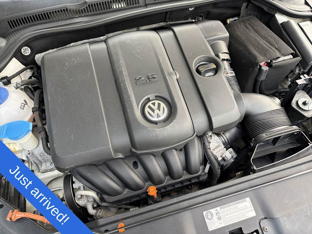 Thumbnail: 2011 Volkswagen Jetta - 9