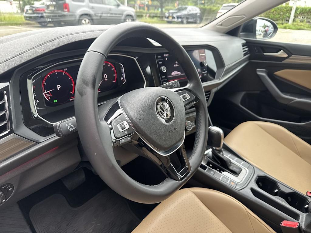 Thumbnail: 2019 Volkswagen Jetta - 10
