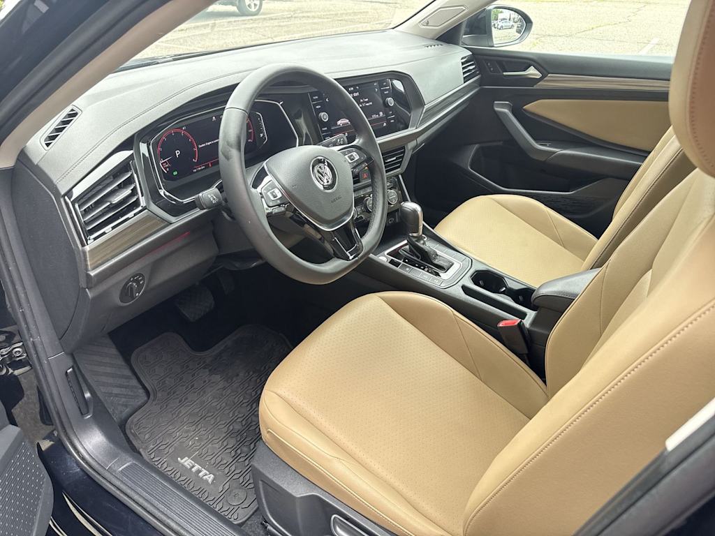 Thumbnail: 2019 Volkswagen Jetta - 11
