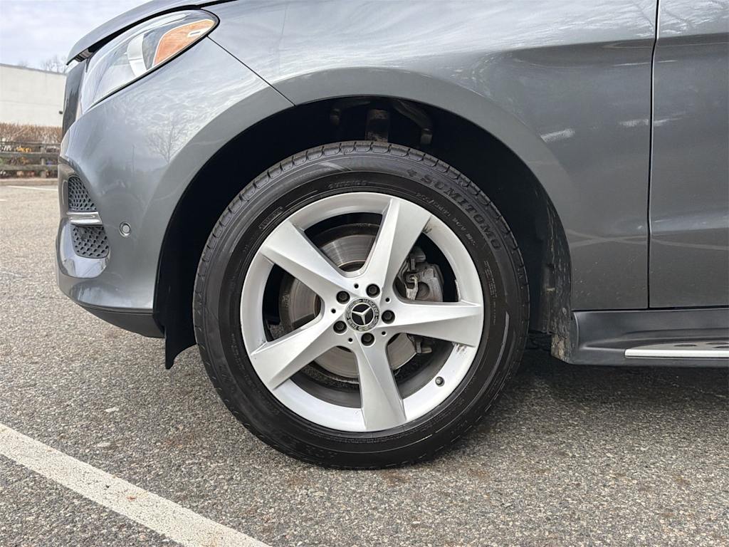 Thumbnail: 2018 Mercedes-Benz GLE - 8