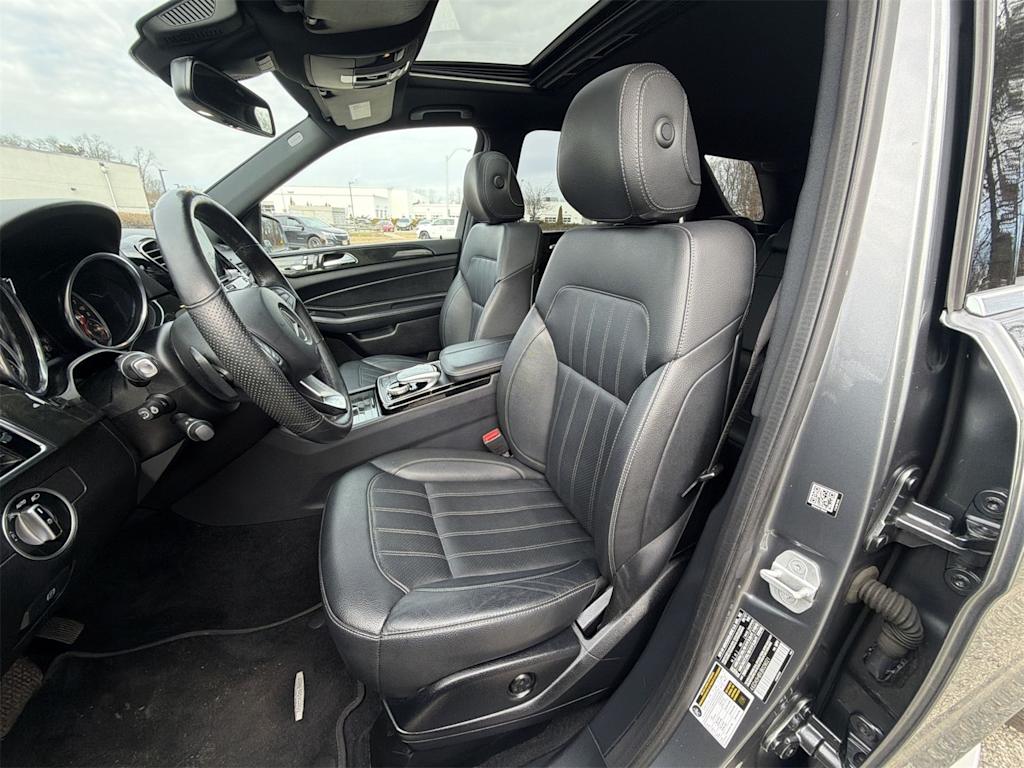 Thumbnail: 2018 Mercedes-Benz GLE - 12