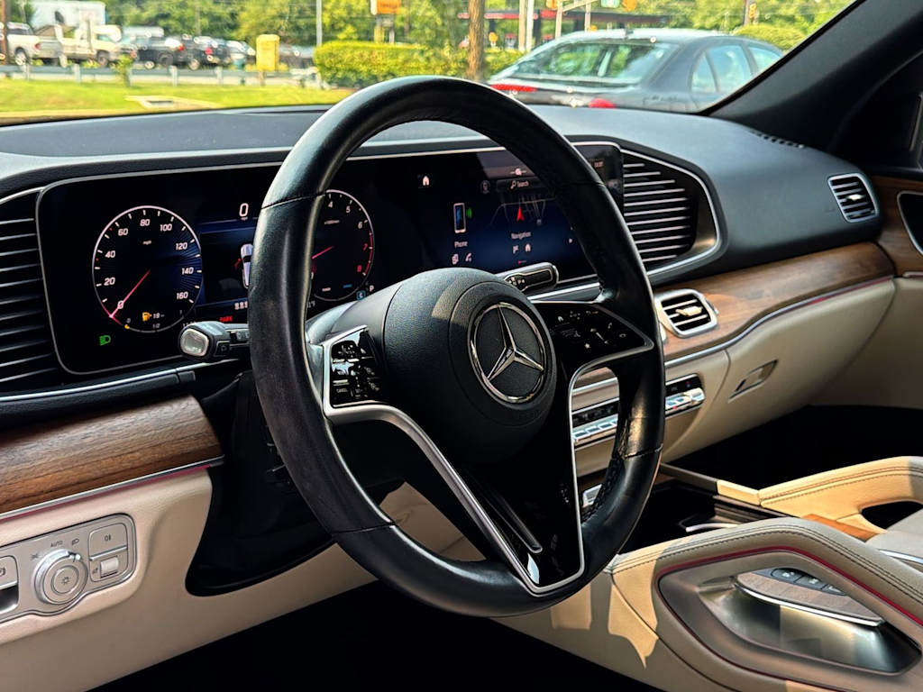 Thumbnail: 2025 Mercedes-Benz GLE - 14