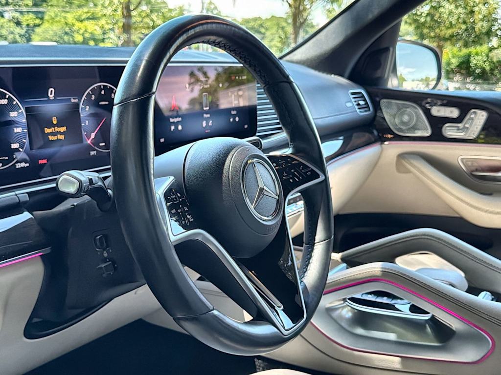 Thumbnail: 2024 Mercedes-Benz GLS - 14