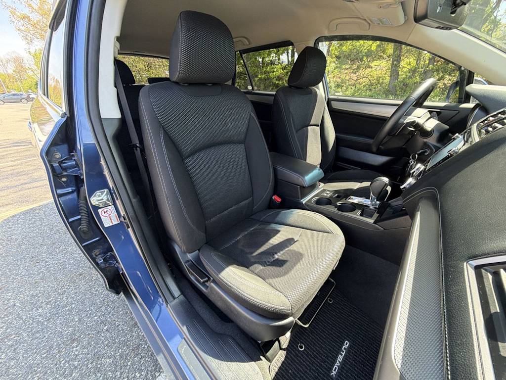 Thumbnail: 2019 Subaru Outback - 12