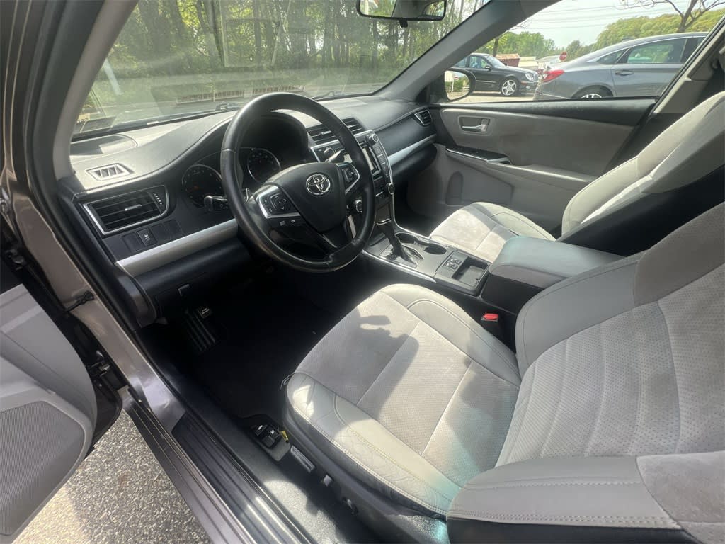 2015 Toyota Camry XSE 10
