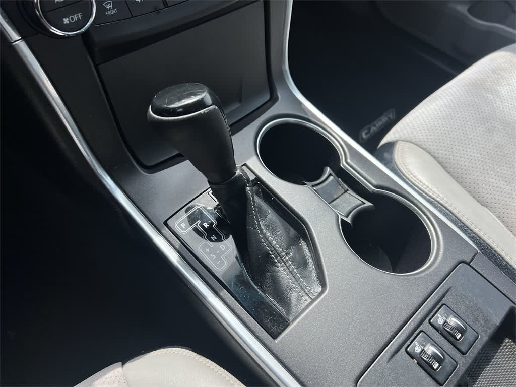 2015 Toyota Camry XSE 14