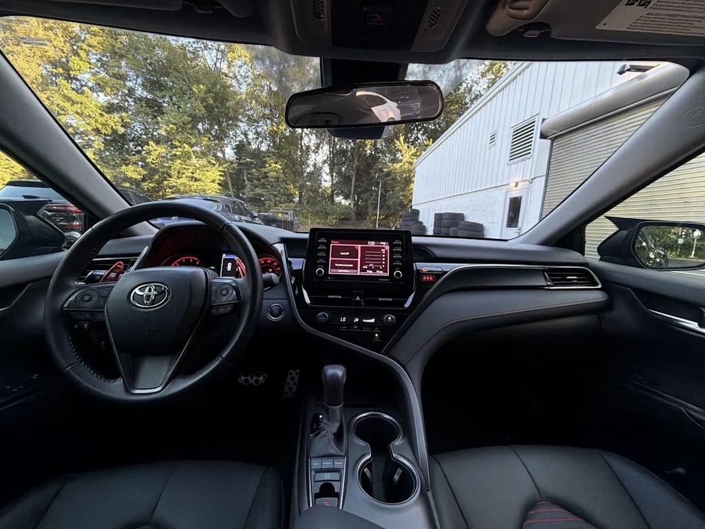 Thumbnail: 2024 Toyota Camry - 10