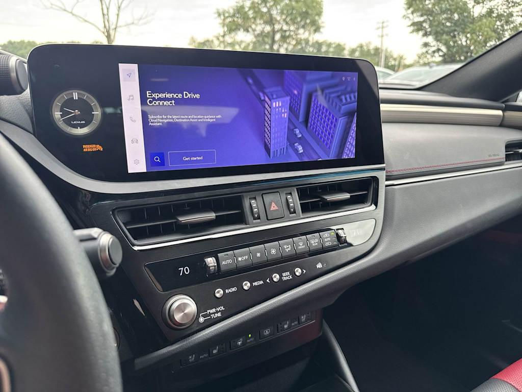 Thumbnail: 2024 Lexus ES - 14