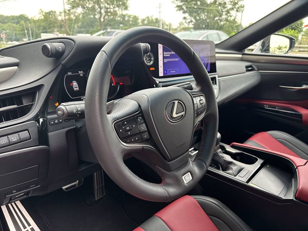 Thumbnail: 2024 Lexus ES - 13