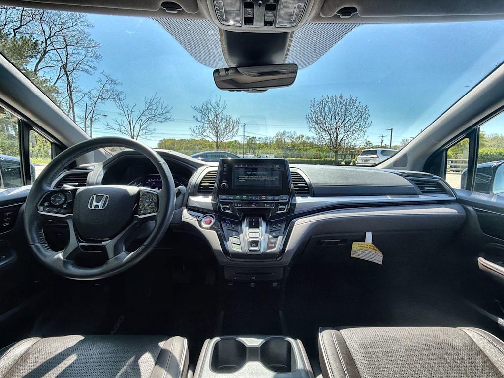 Thumbnail: 2023 Honda Odyssey - 10
