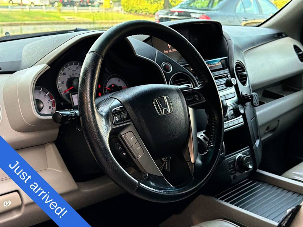 Thumbnail: 2013 Honda Pilot - 14