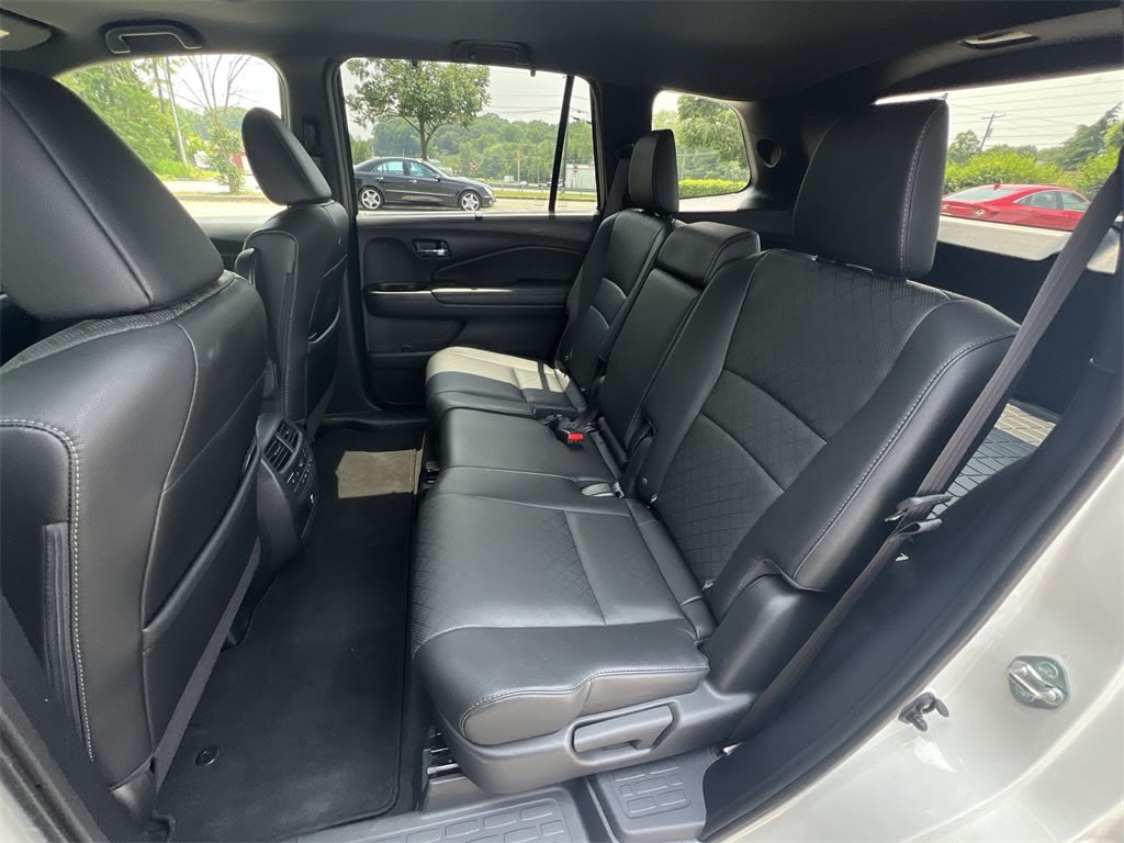 Thumbnail: 2019 Honda Passport - 28
