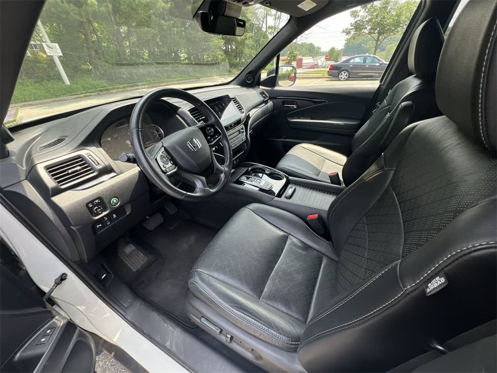Thumbnail: 2019 Honda Passport - 11