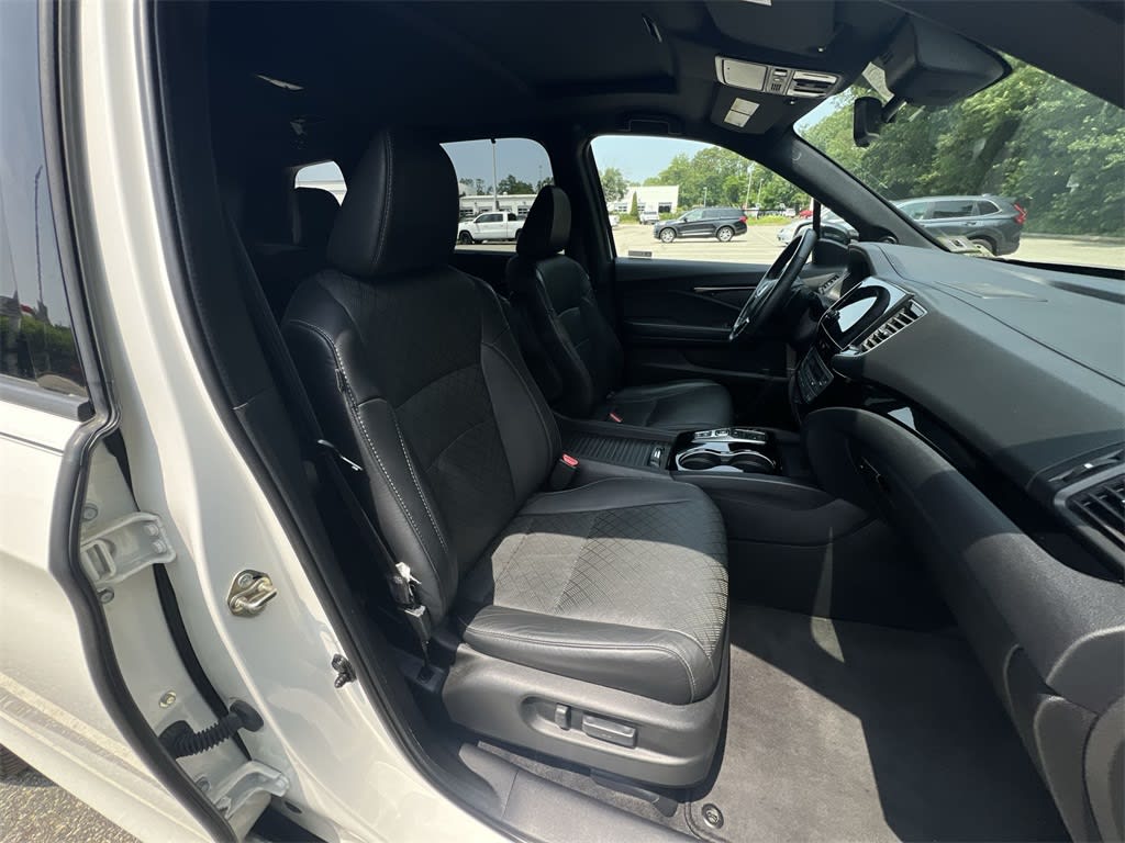 Thumbnail: 2019 Honda Passport - 29