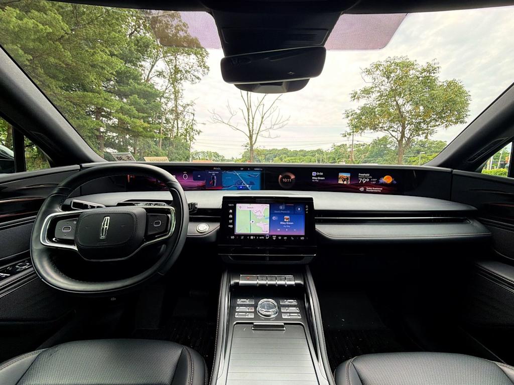 Thumbnail: 2025 Lincoln Nautilus - 2