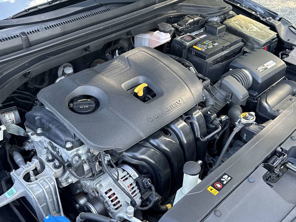 Thumbnail: 2019 Hyundai Elantra - 9