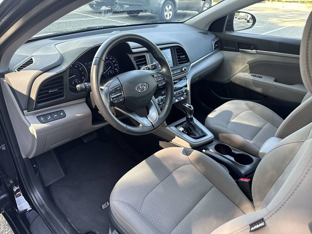 Thumbnail: 2019 Hyundai Elantra - 2