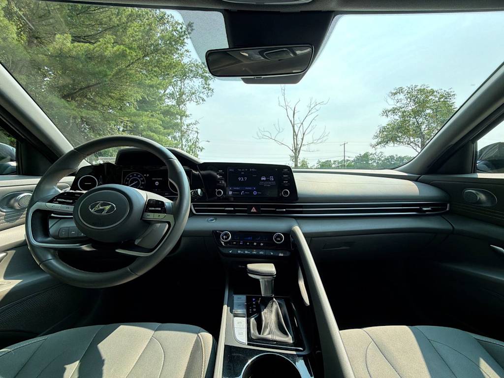 Thumbnail: 2021 Hyundai Elantra - 2