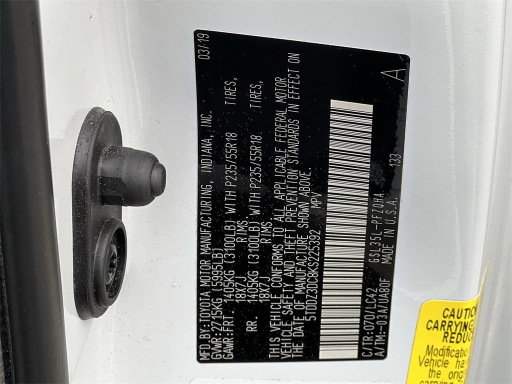 2019 Toyota Sienna XLE Premium 18