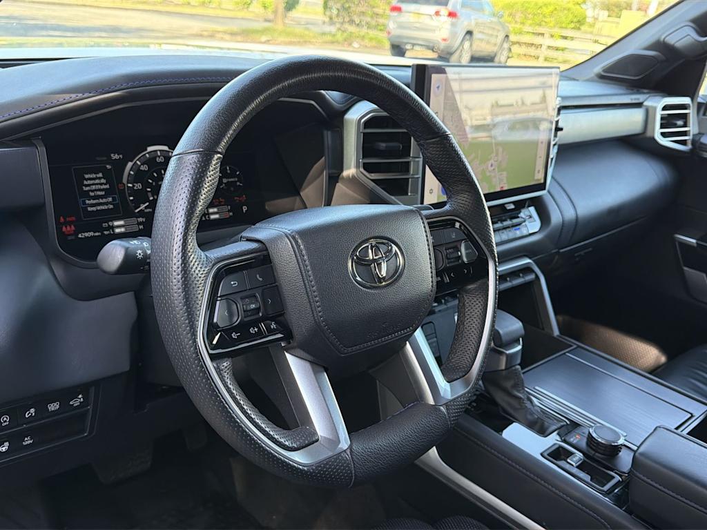 Thumbnail: 2024 Toyota Tundra - 10