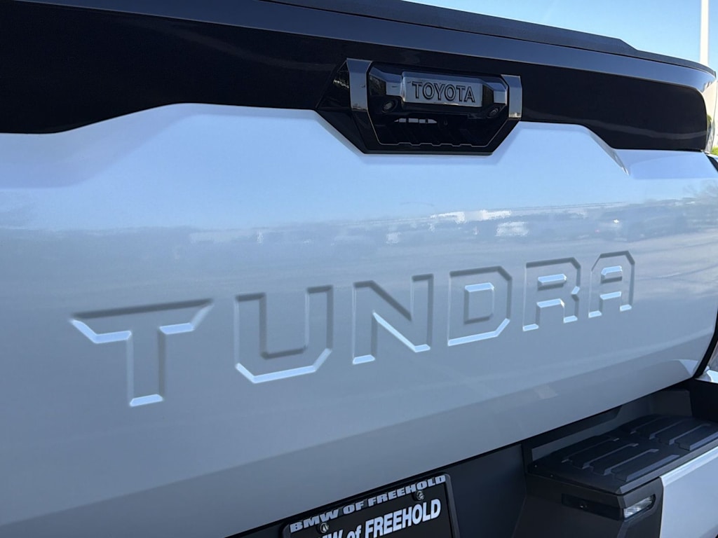 Thumbnail: 2024 Toyota Tundra - 25
