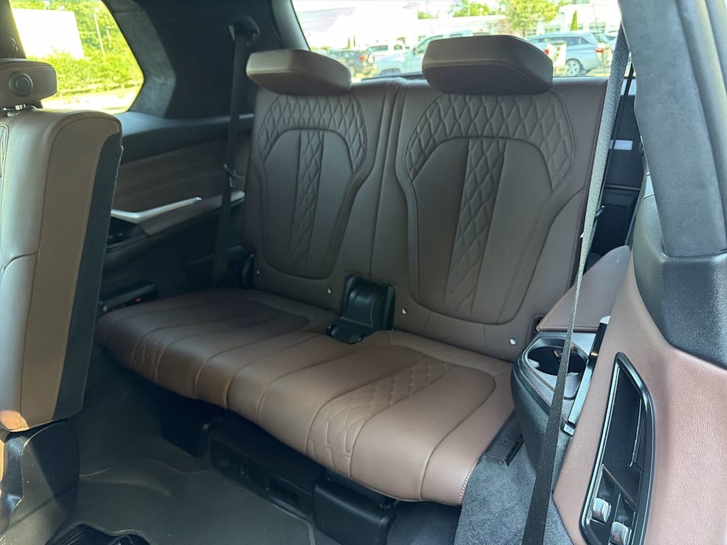 Thumbnail: 2024 BMW X7 - 30