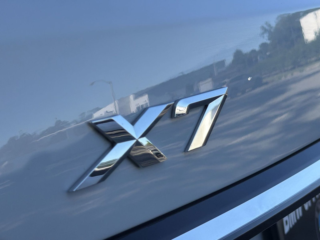 Thumbnail: 2024 BMW X7 - 7