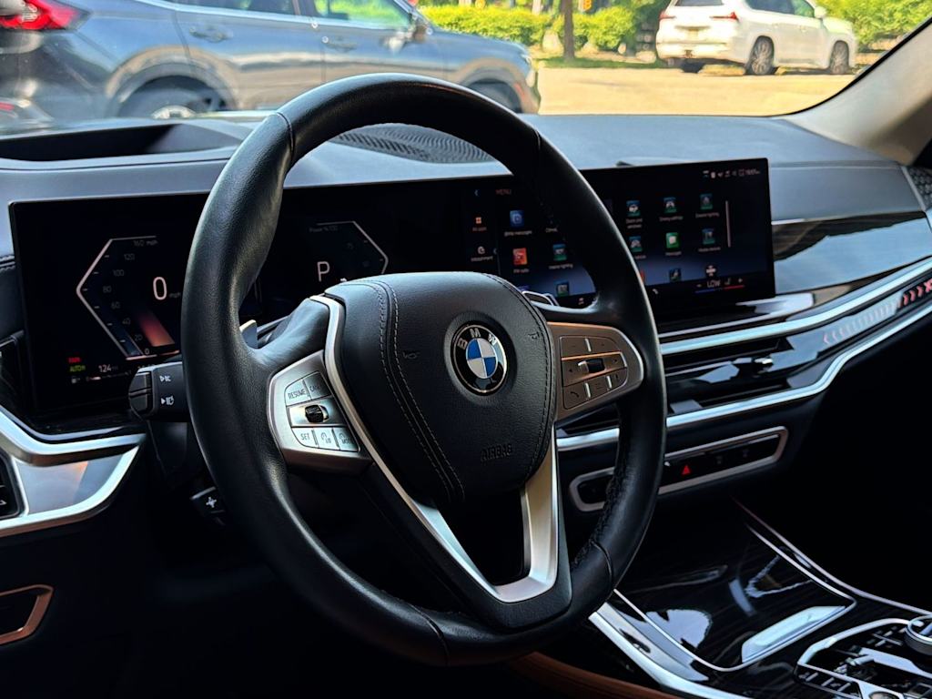 Thumbnail: 2024 BMW X7 - 14