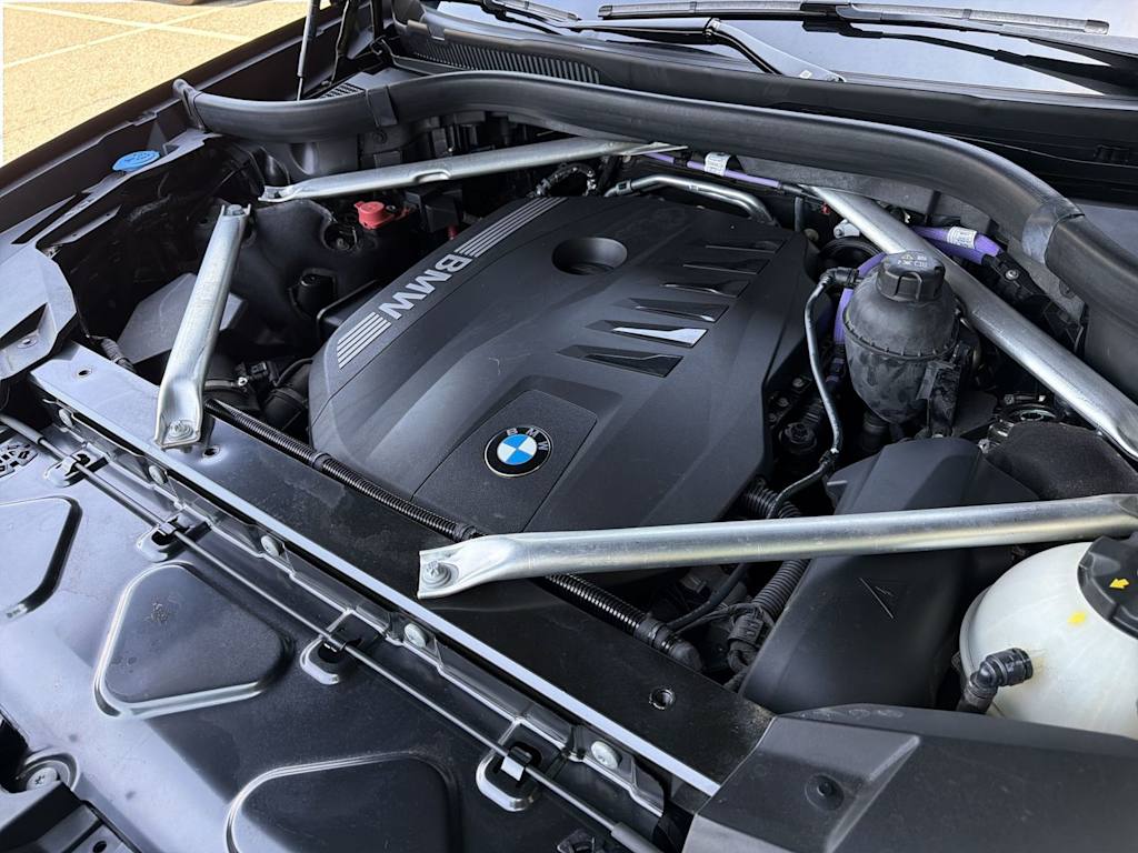 Thumbnail: 2024 BMW X7 - 9