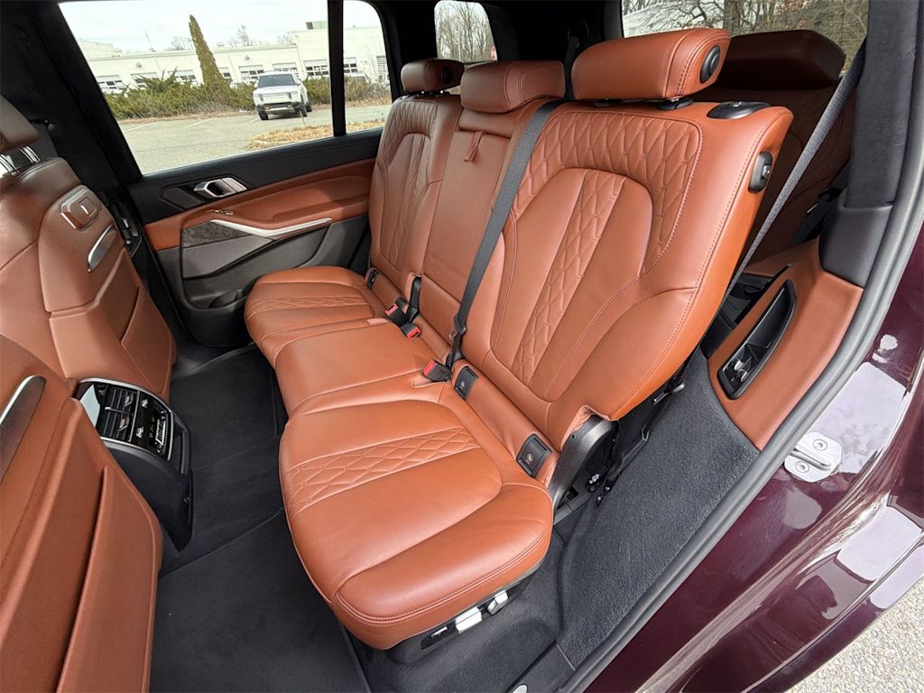 Thumbnail: 2023 BMW X7 - 27
