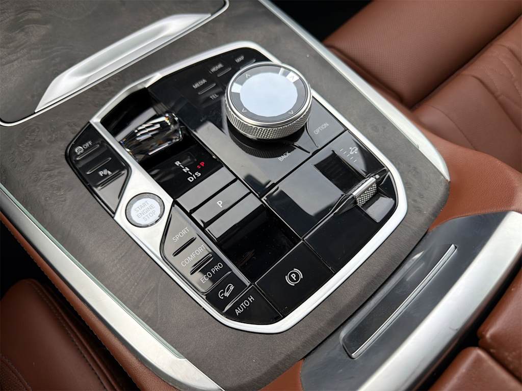 Thumbnail: 2023 BMW X7 - 29