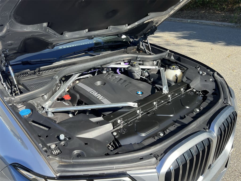 Thumbnail: 2023 BMW X7 - 9