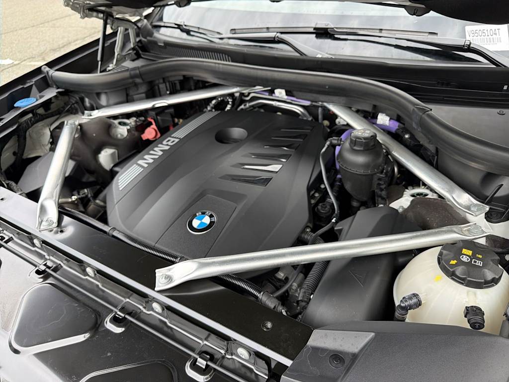 Thumbnail: 2024 BMW X7 - 9